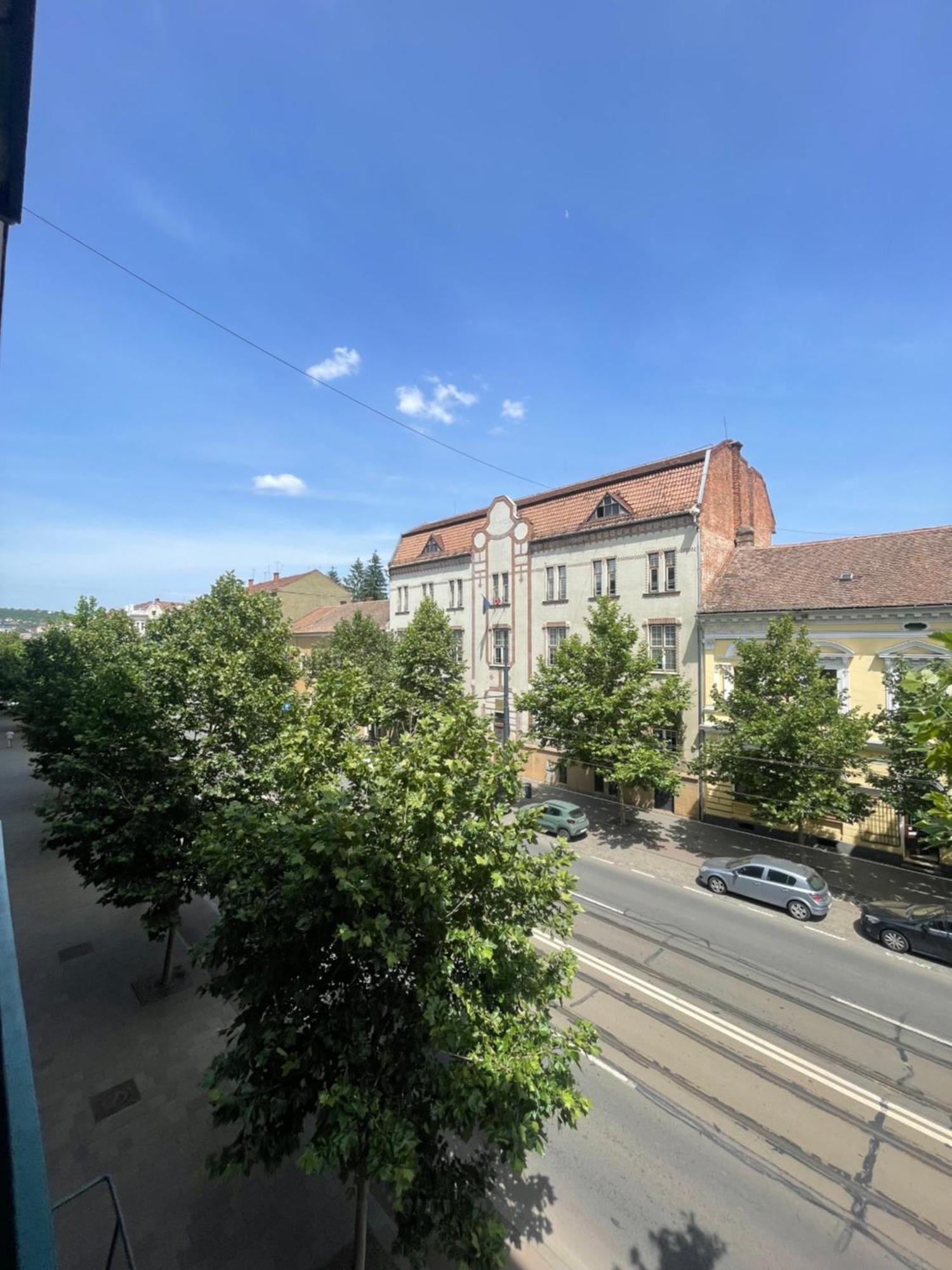 Апартаменты Lora'S Place Cluj Napoca Экстерьер фото